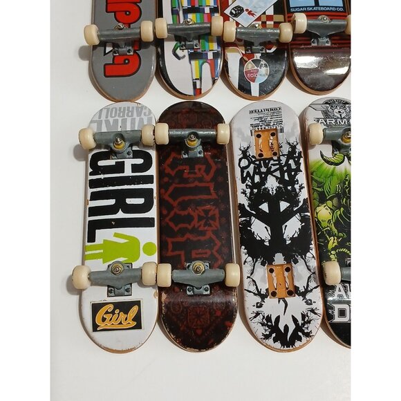 Tech Deck Lot of 14 Boards & Accessories & Ramps - Tony Hawk Skateboarding - Picture 2 of 13